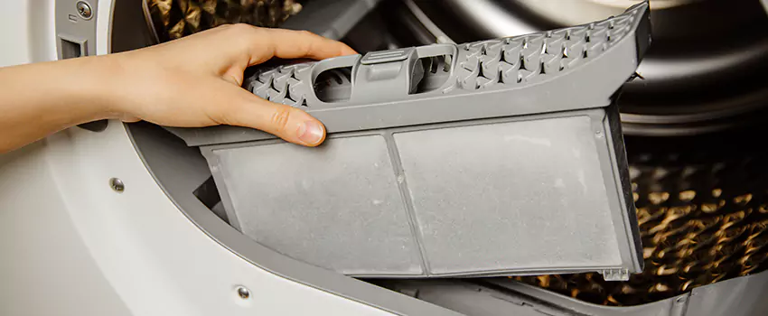 Signs Of A Clogged Dryer Lint Trap in Woodbridge, Ontario